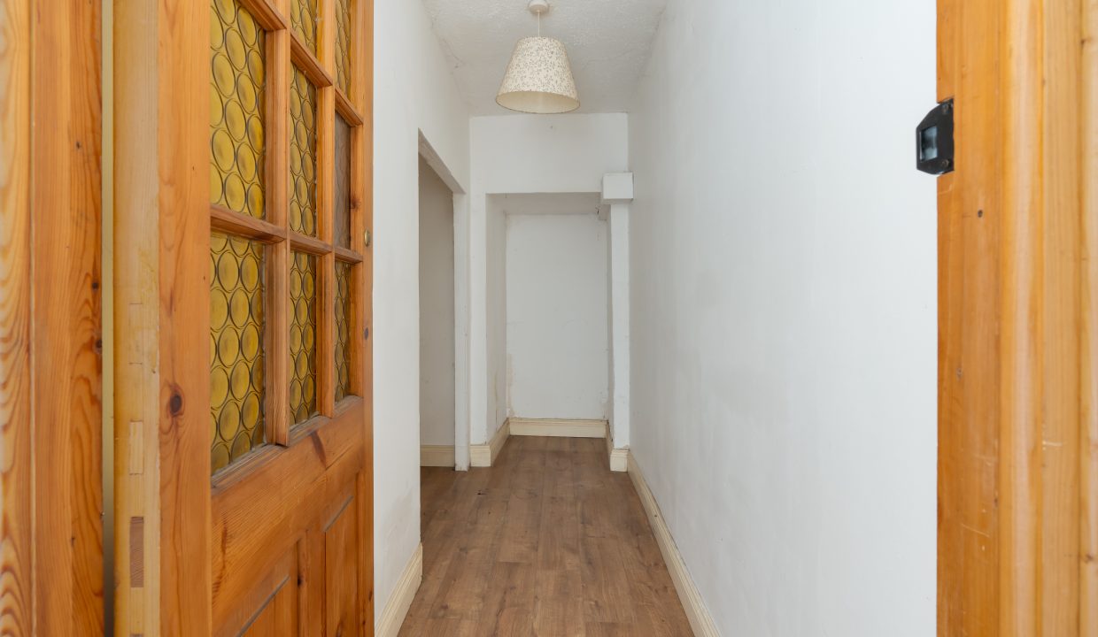 13 Main Street, Carrigtwohill - interior -11