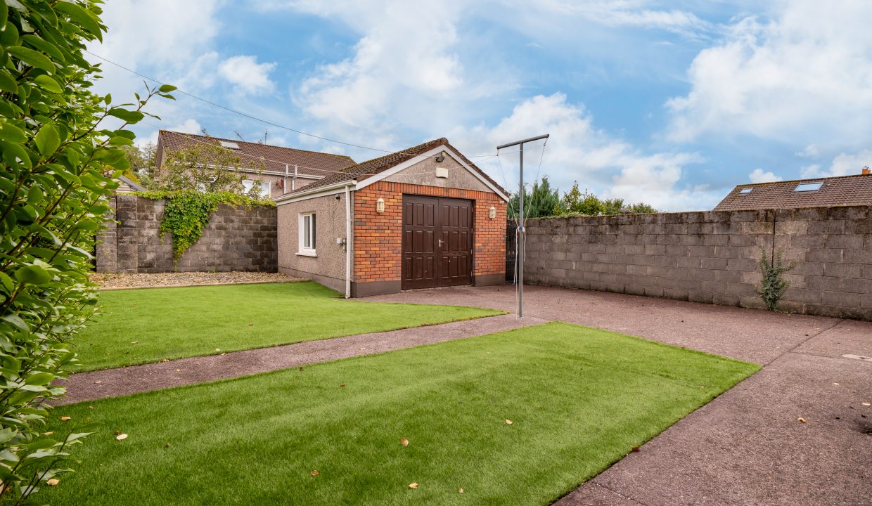 35 Kinvara Close, Ballyvolane - exterior-2