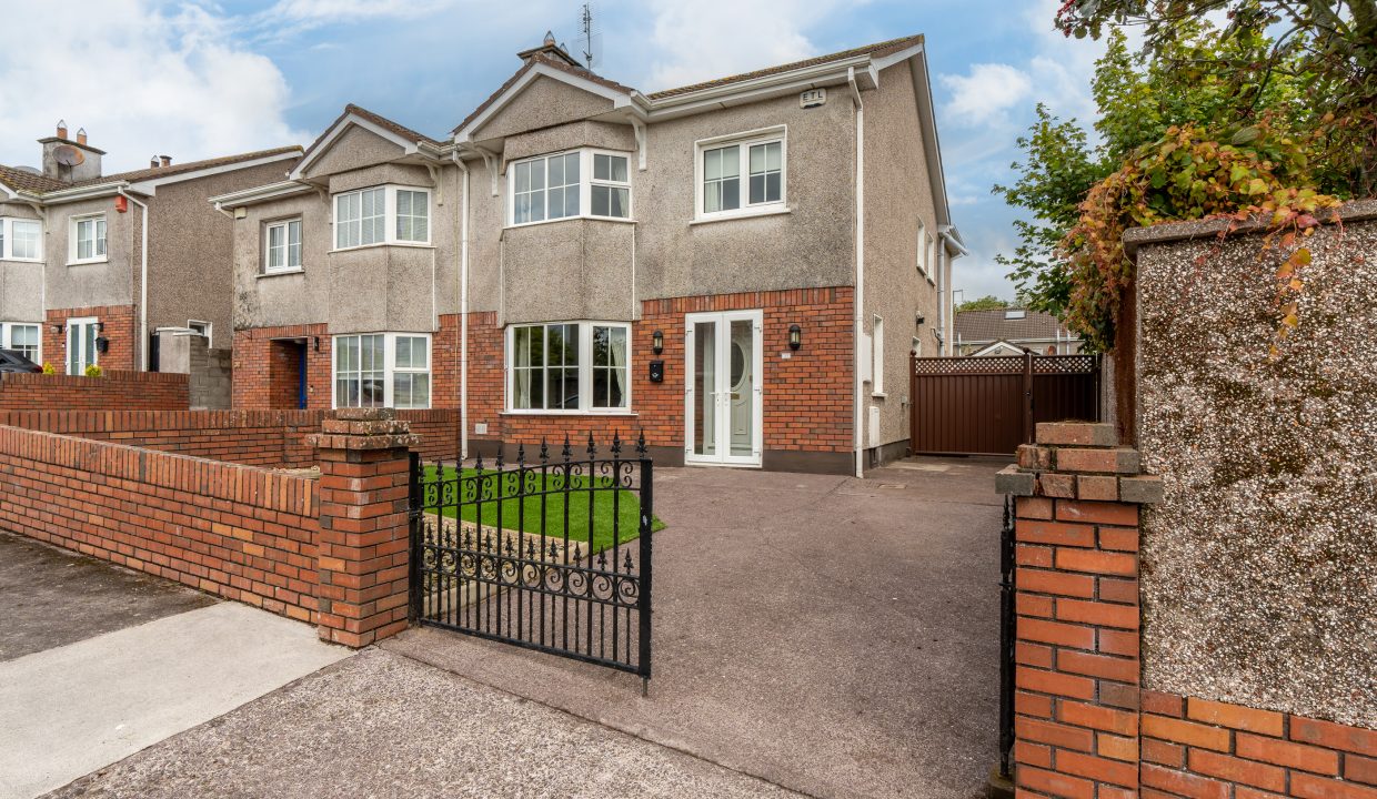 35 Kinvara Close, Ballyvolane - exterior-7