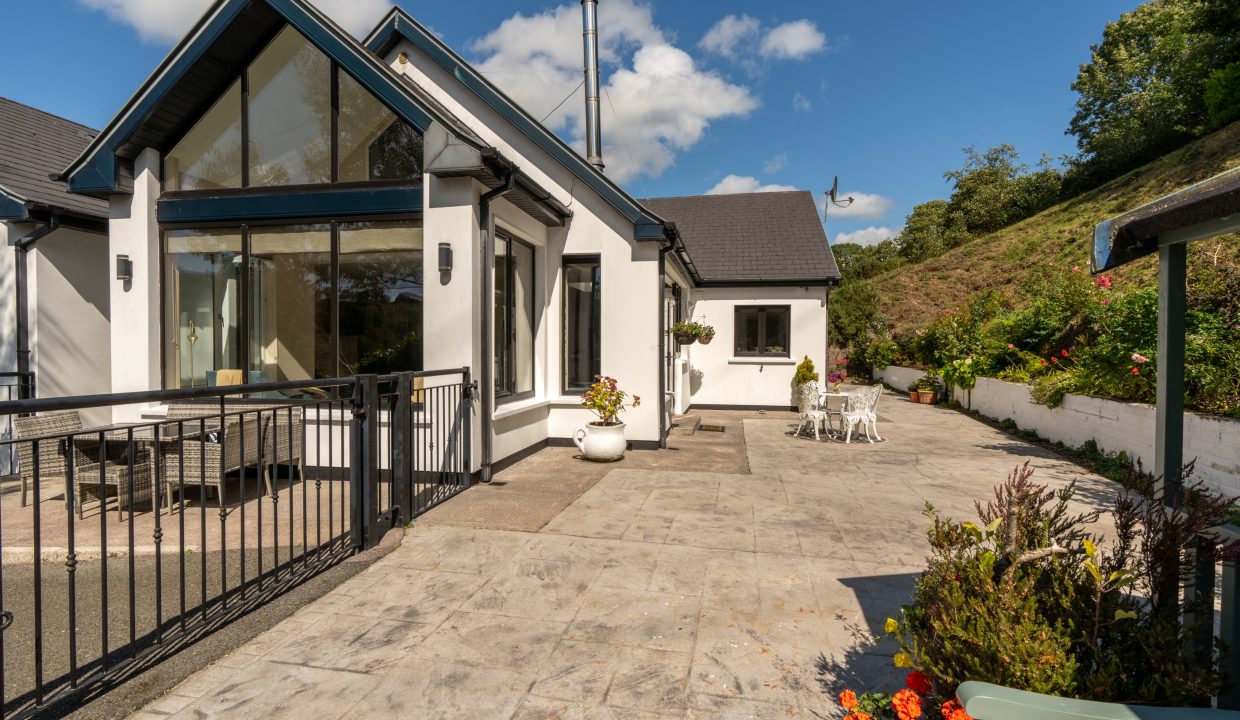 6 Cuil Chluthair, Glanmire - exterior-13