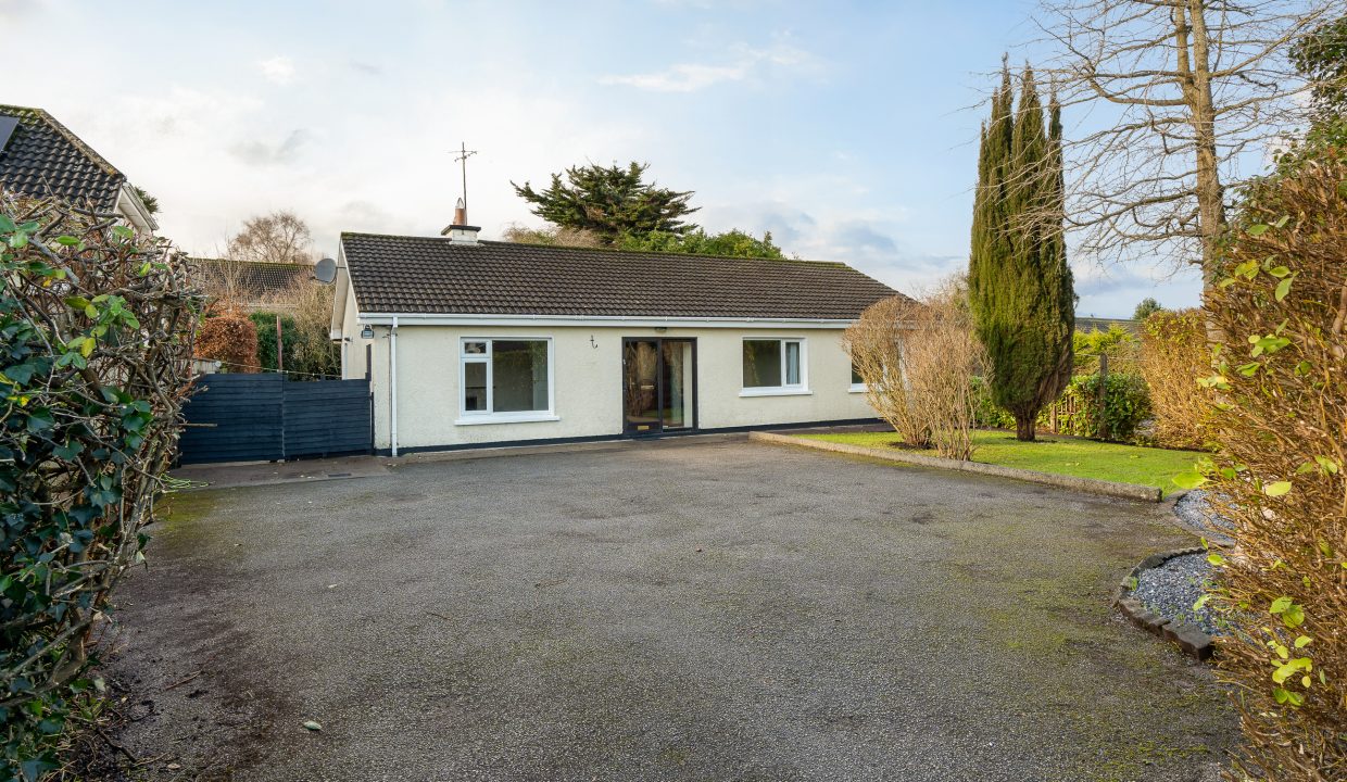 8A dunlocha cottages, blackrock - exterior-1