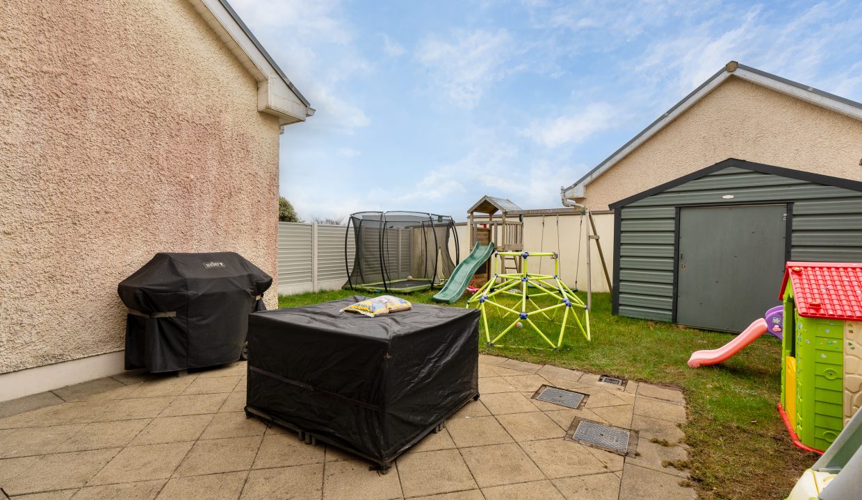 108 Clarkes Wood, Mount Oval - exterior-7