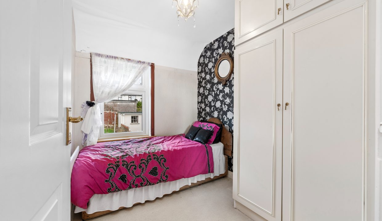 8 Orrery Rd, Gurranabraher - interior-17